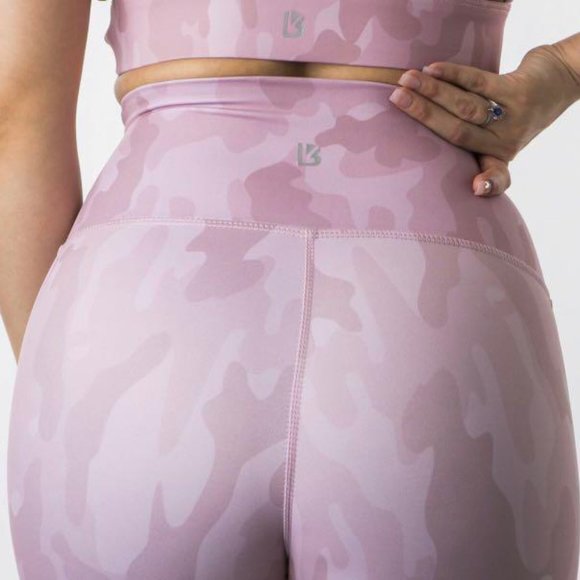 Buff bunny pink Camo leggings - Picture 2 of 2